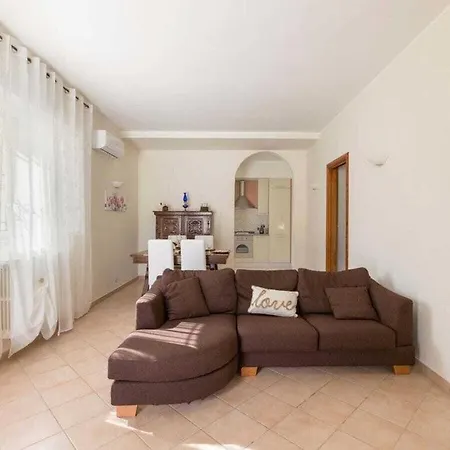 In For 6 People Villa